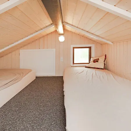 Hébergement de vacances Four-bedroom Holiday In 5 Ebeltoft